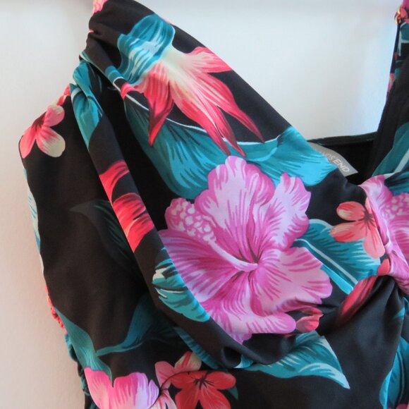 LAND'S END Tropical Floral Ruched Slimming One Piece Swimsuit Black Pink - Sz 14 - Picture 5 of 15